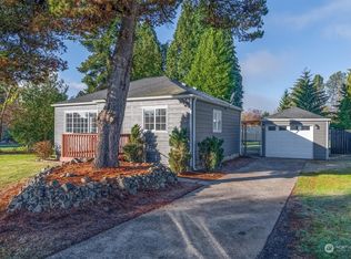 2437 30th Ave, Longview, WA 98632