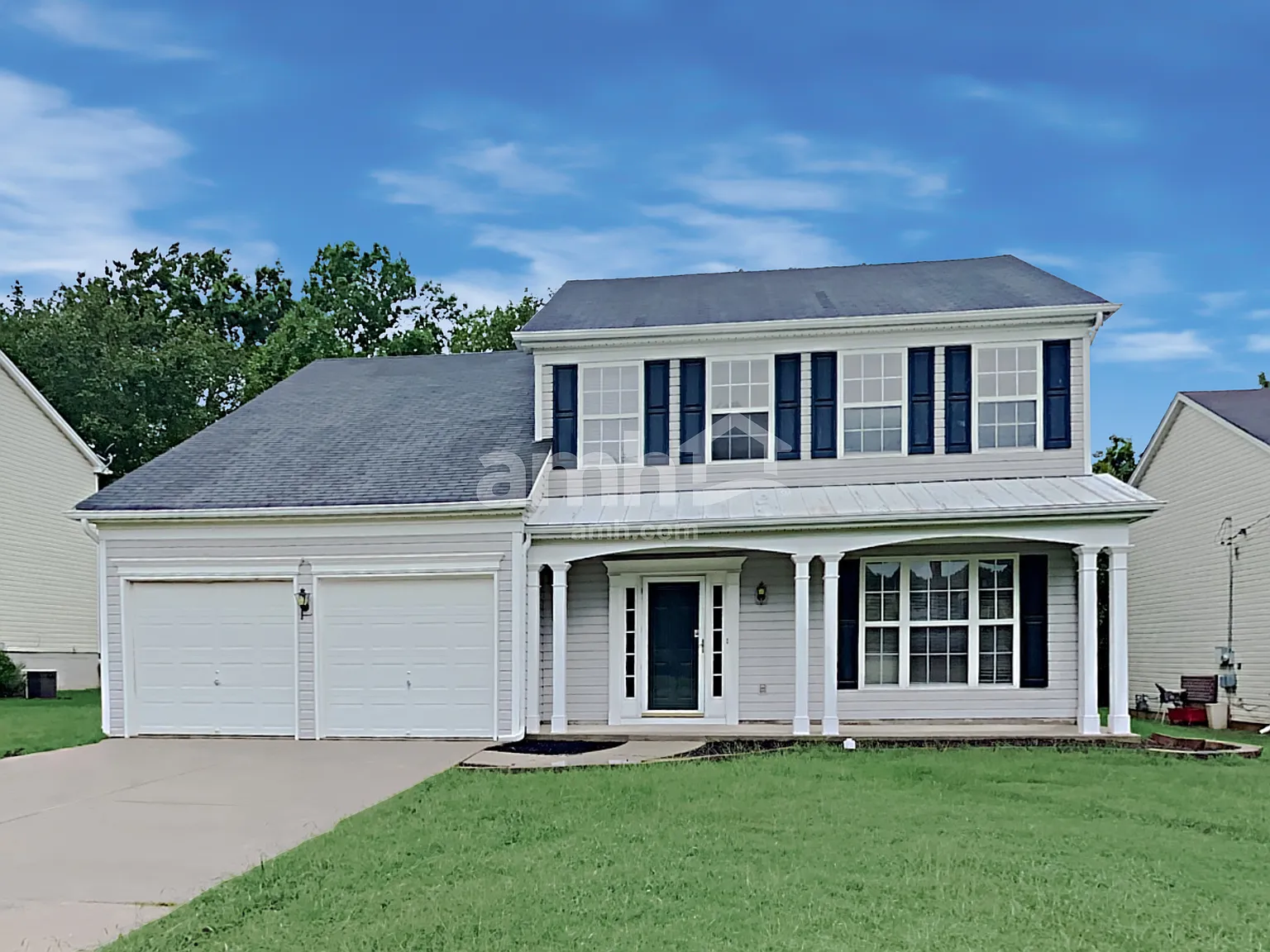 4 bed, 2.5 bath, 2060 sqft, $2,650 — Photo 1