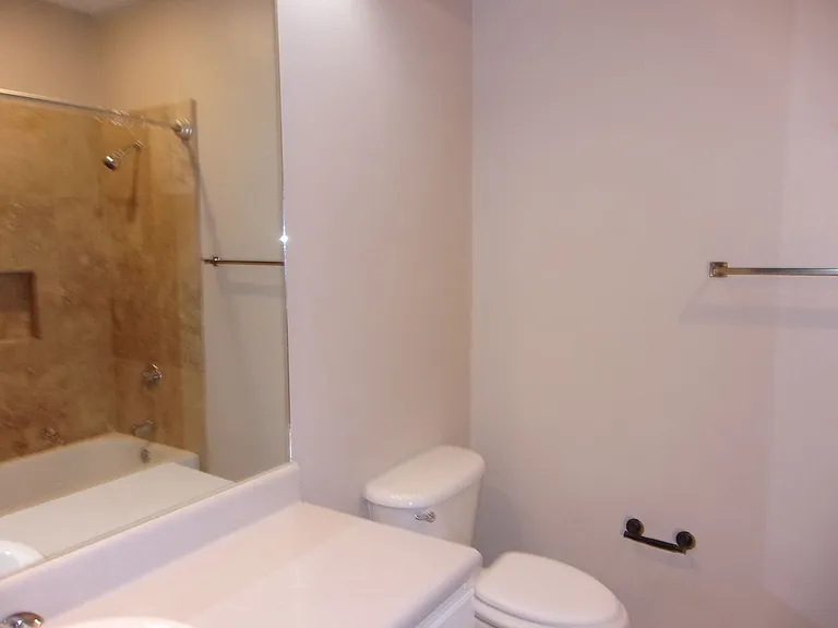 4 Indigo Run Dr #1420 — Photo 11
