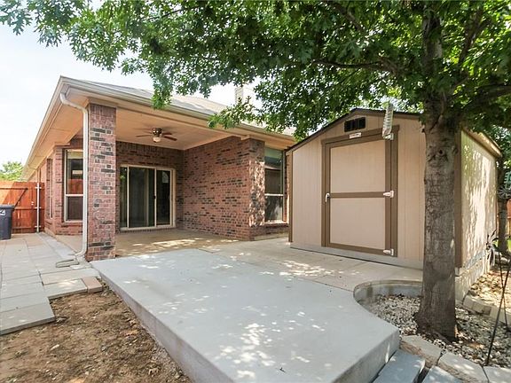5th image of 2224 Frosted Willow Ln