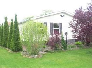 235 Troy Oaks Dr, Hiram, OH 44234