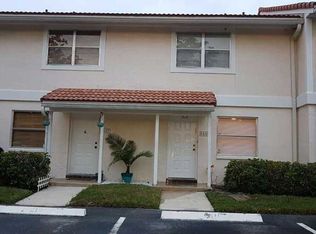 6445 Boca Cir, Boca Raton, FL 33433