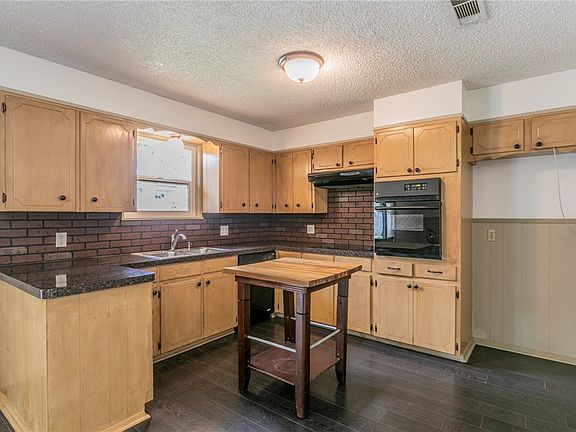 4th image of 600 Kipling Dr