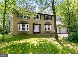 17 Essex Ct, Marlton, NJ 08053