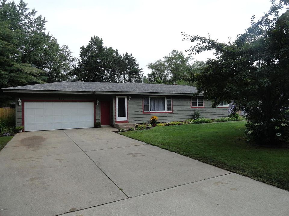 1st image of 371 W Mae Rose Ave