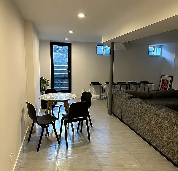 397 Stanhope St #1 — Photo 8