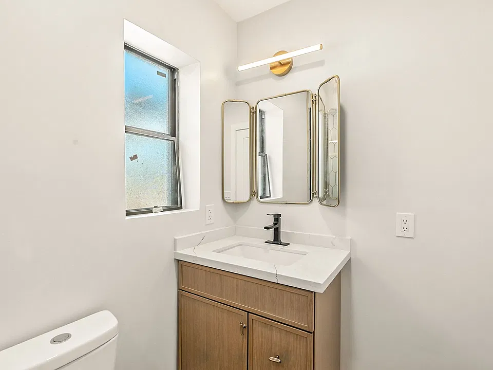 802 W Edgemont Ave #2