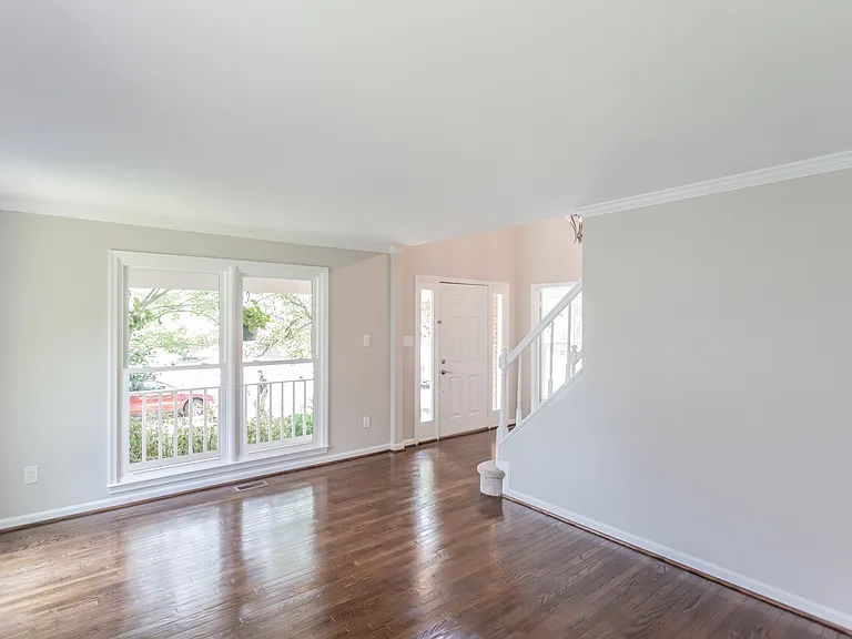 1476 Powells Tavern Pl — Photo 9