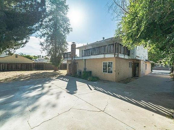 3rd image of 2251 Blackfield Dr