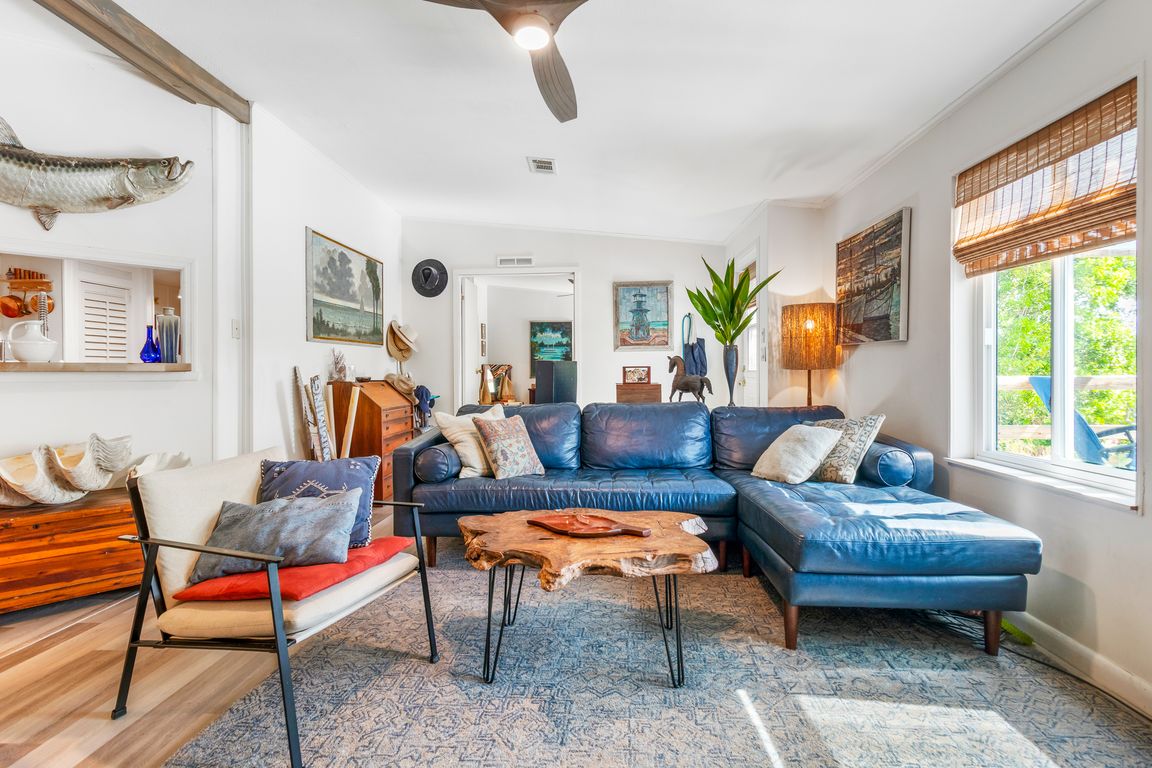 5228 stringfellow rd-10