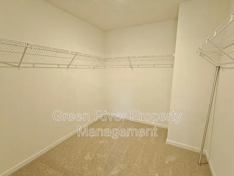 5724 Lagoon Cruise Way — Photo 43