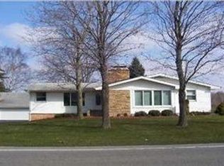 5305 Seventeen Mile Rd NE, Cedar Springs, MI 49319