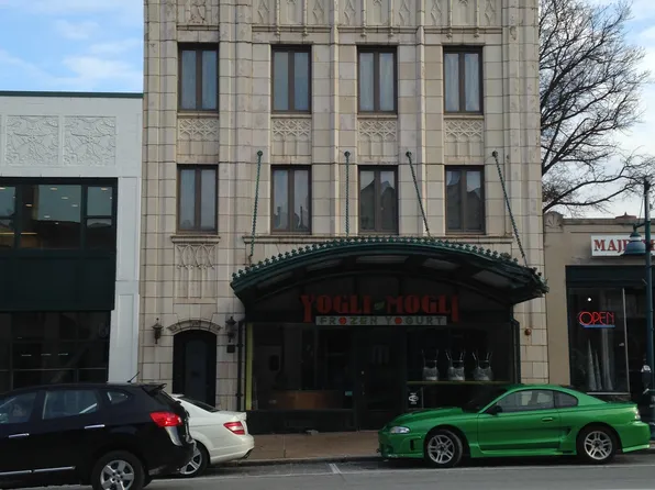 691 Washington Rd APT 304, Pittsburgh, PA 15228