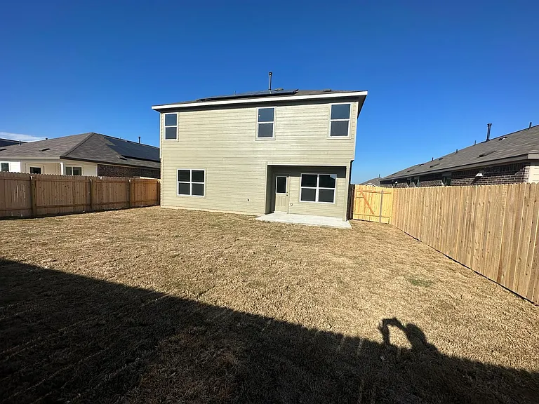 312 Sonterra Dr — Photo 33