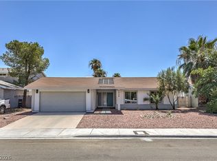 5028 Meadow Grove Ct, Las Vegas, NV 89120