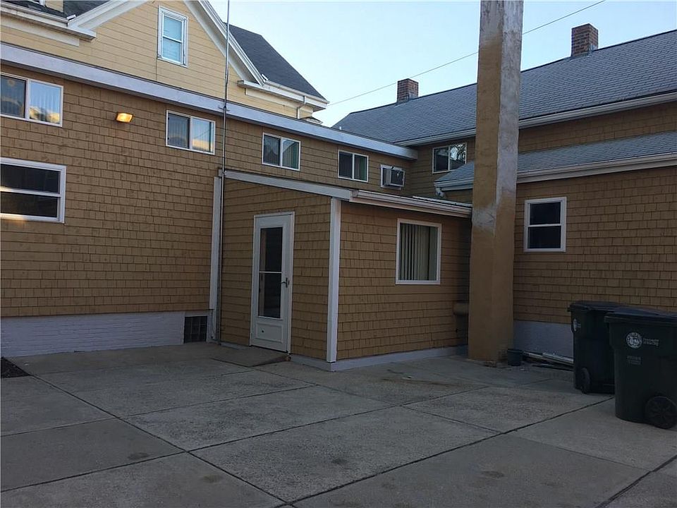 1st image of 158 Stanwood St