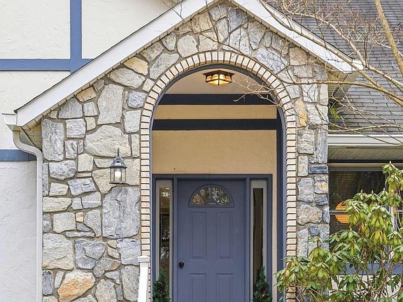 4th image of 3280 Arundel On The Bay Rd