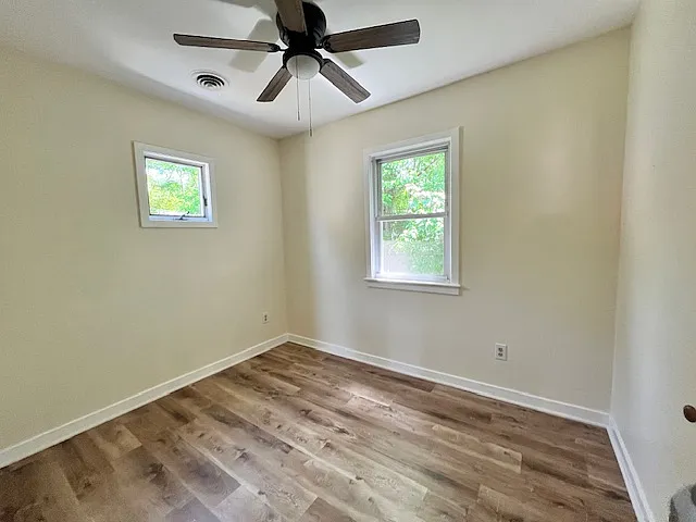 29 Washington Rd — Photo 6