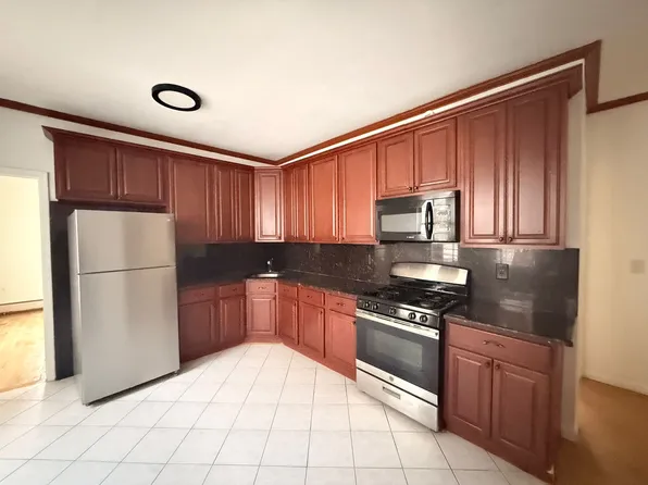 16 Woodlawn Ave #3E, Jersey City, NJ 07305