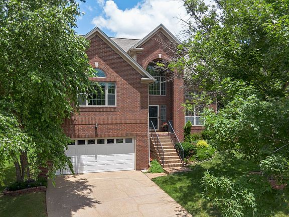 3rd image of 200 Bateman Ave