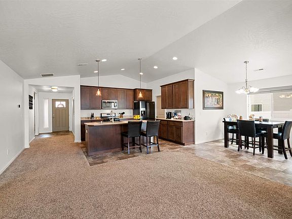 4th image of 13007 W Tower Ave