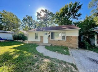 10121 Baron Dr, Saint Louis, MO
