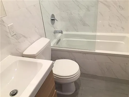 Rented by David Francis New York LLC | media 68