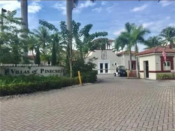 8650 SW 67th Ave, Pinecrest, FL