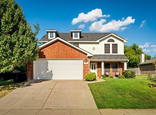 736 Liberty Ln, Crowley, TX 76036