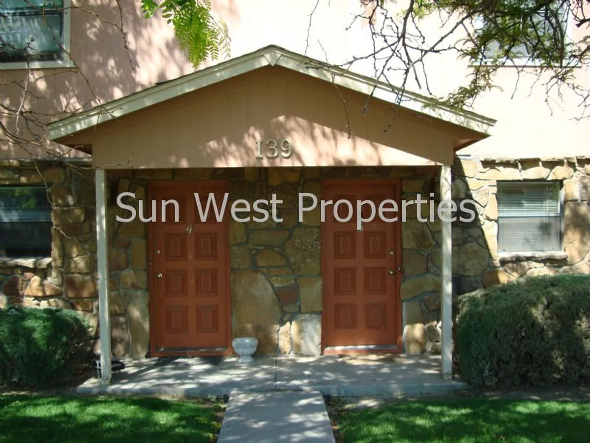 Primary Photo - 139 Westland Park Dr