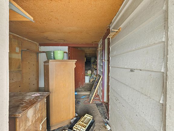 3rd image of 101 Hidden Springs Rd