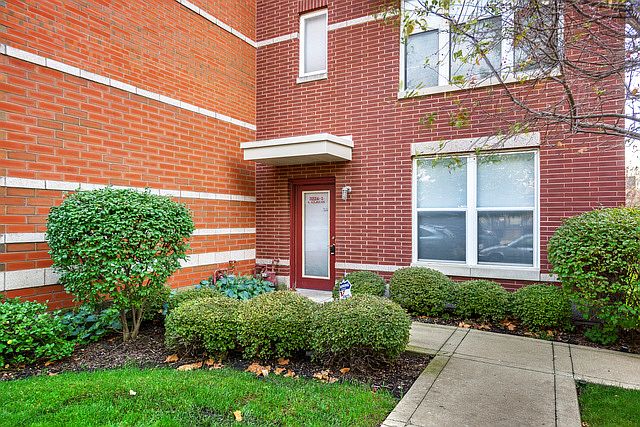 1st image of 3224 N Kilbourn Ave #1
