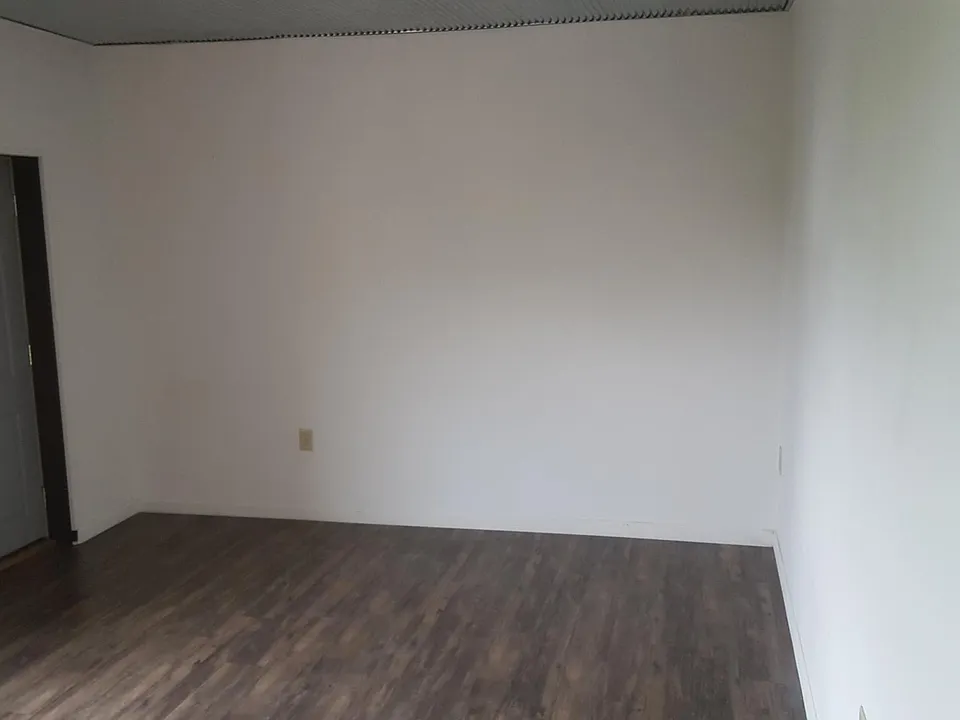 604 College Ave