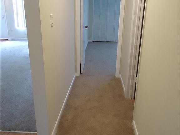 5th image of 2516 Clairmont Ave
