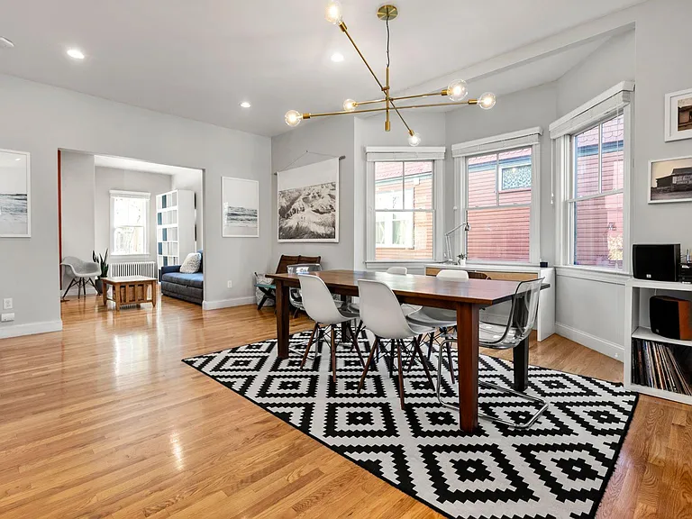 19 Copley St #1 — Photo 1