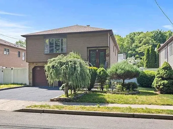 286 Gilbert Ave, Elmwood Park, NJ 07407