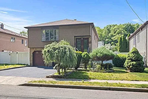 286 Gilbert Ave Photo 1