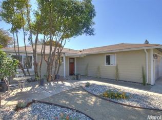 9931 Palm Grove Dr, Sacramento, CA