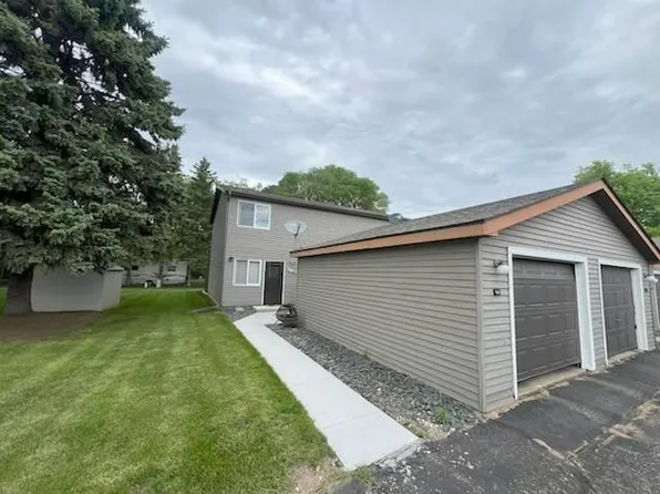 333 Odanah Ave APT 4A, New Richmond, WI 54017
