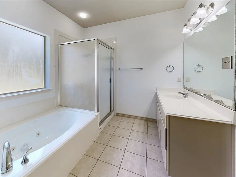 2212 Brougham Pl — Photo 16