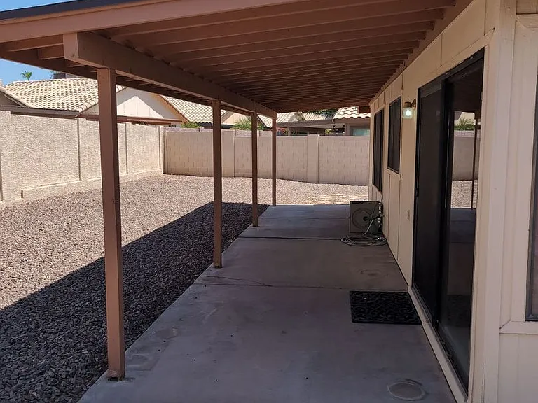 73 S Cypress Ct — Photo 23
