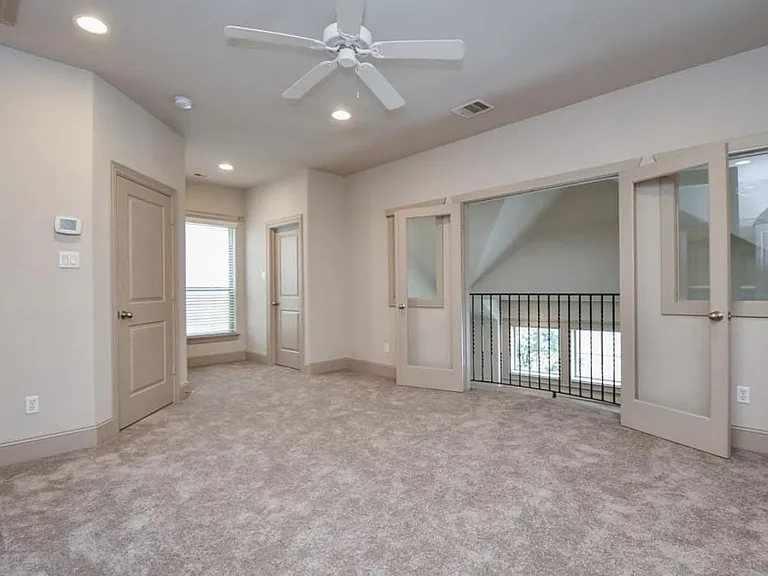 2908 Leeland St — Photo 18