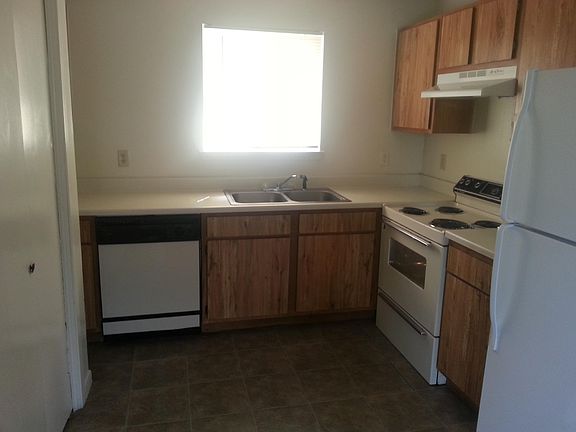 2nd image of 2003 Longmire Ct #18