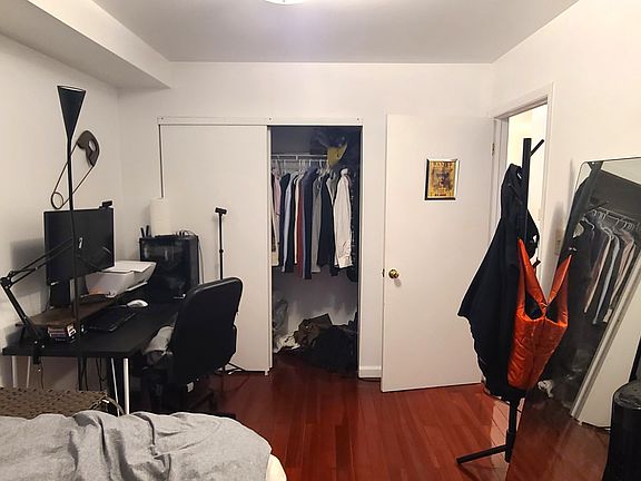 4th image of 3430 10th St APT 3F