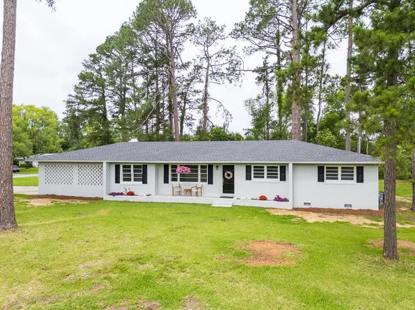 4000 Pine Pl, Valdosta, GA 31605