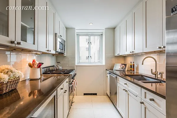 Sold by Corcoran | media 12