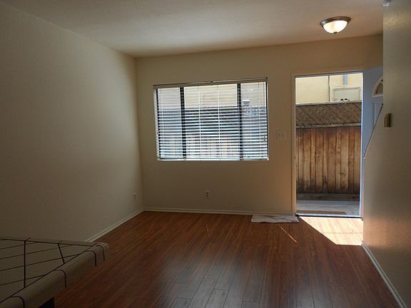 5th image of 172 La Verne Ave APT 4