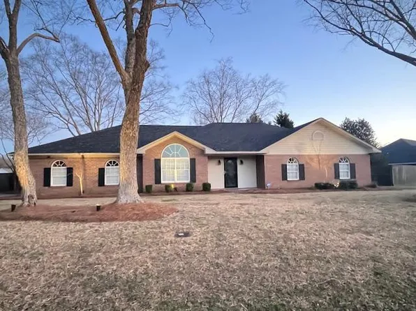 3030 Kari Dr, Sumter, SC 29154