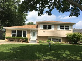 466 W Myrick Ave, Addison, IL 60101