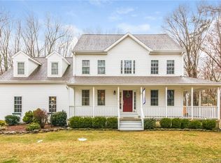 71 Wildwood Ave, Madison, CT 06443